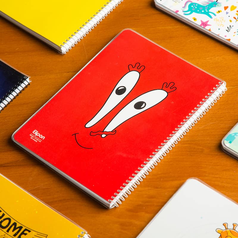 با خرید یک دفتر مشق فنری یک بسته خودکار رنگی هدیه بگیرید